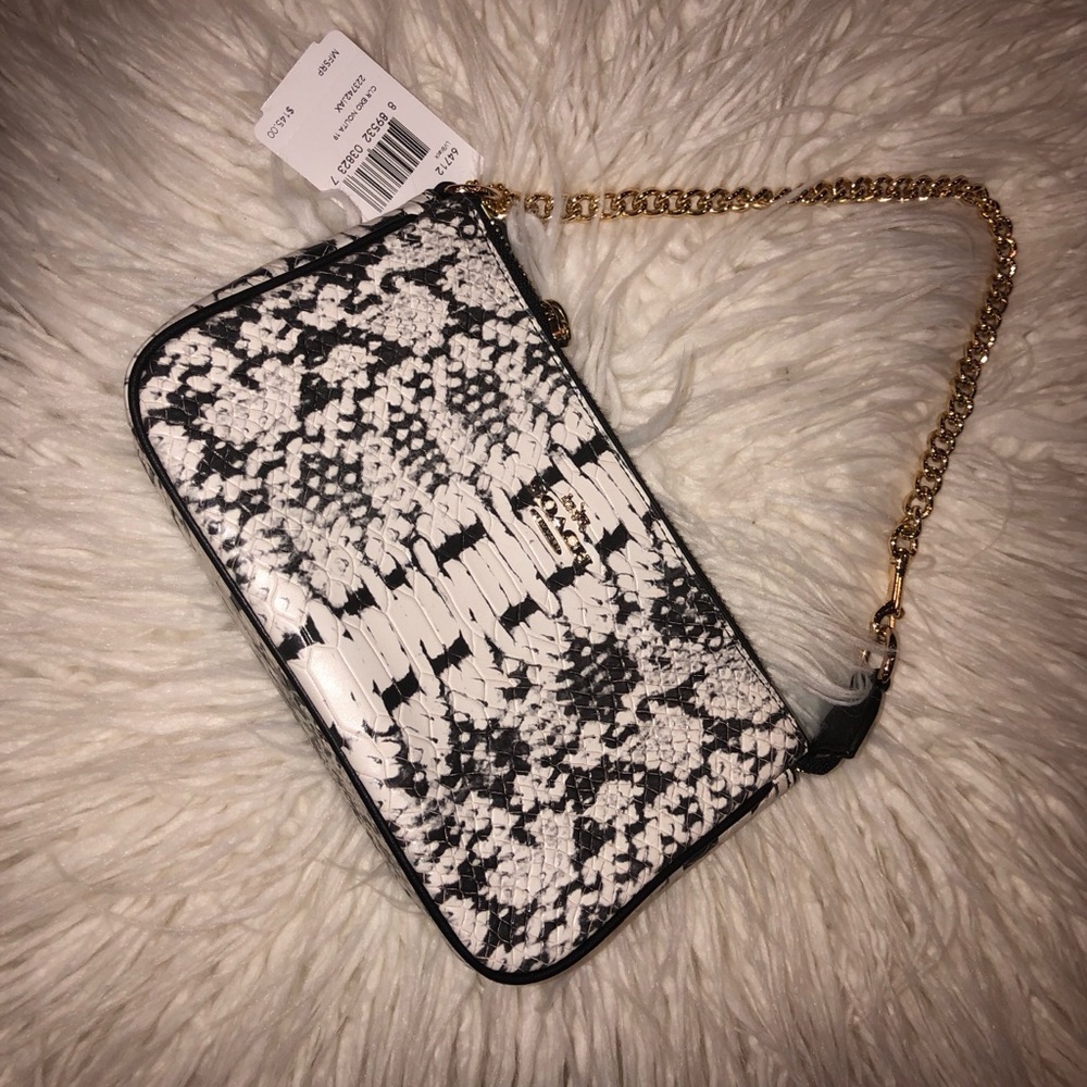 COACH NOLITA WRISTLET